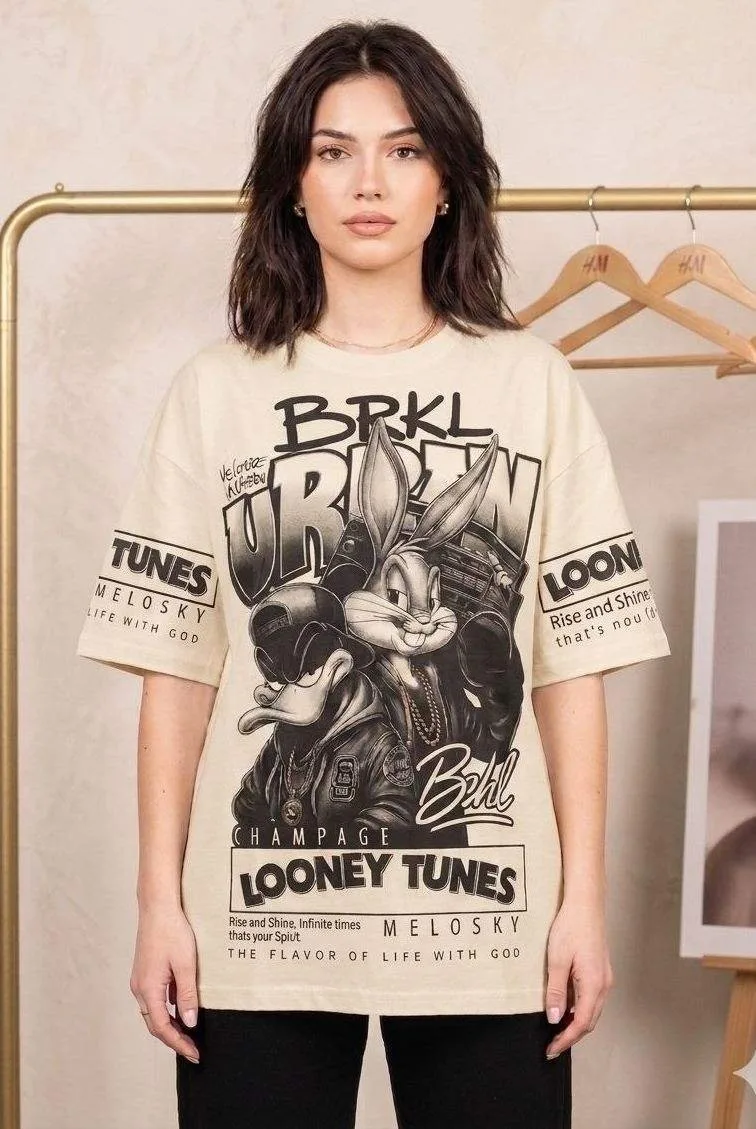 Футболка oversize з стильним накатом