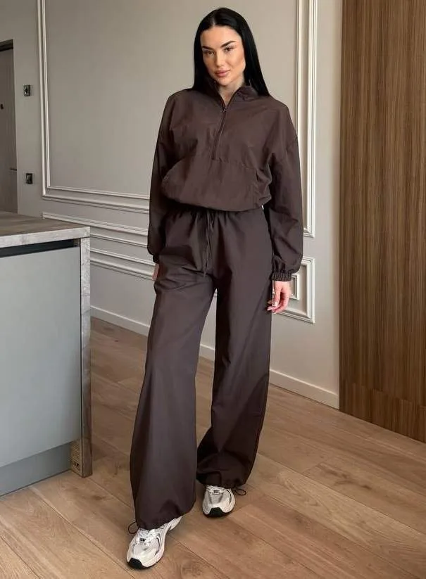 Костюм oversize з жатої плащівки