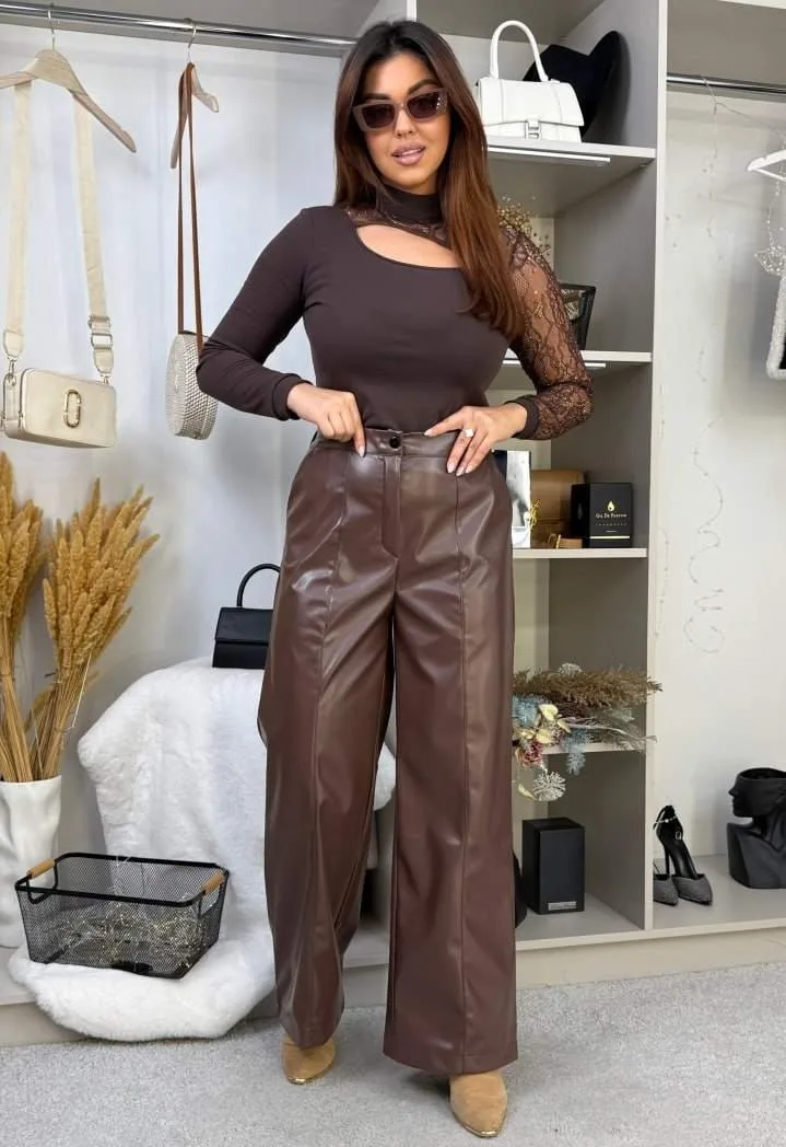 Брюки из экокожи на флисе