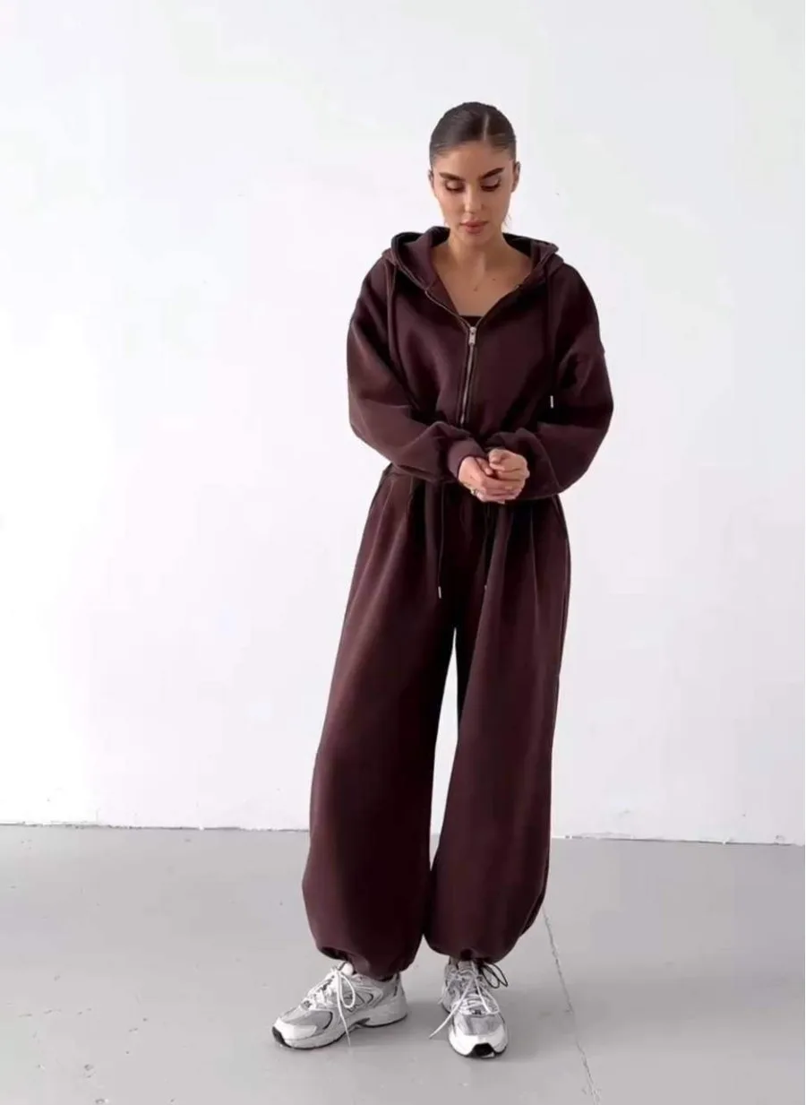 Спортивный костюм с укороченным худи