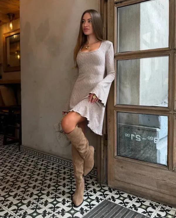 Платье мини из ангоры с длинными рукавами